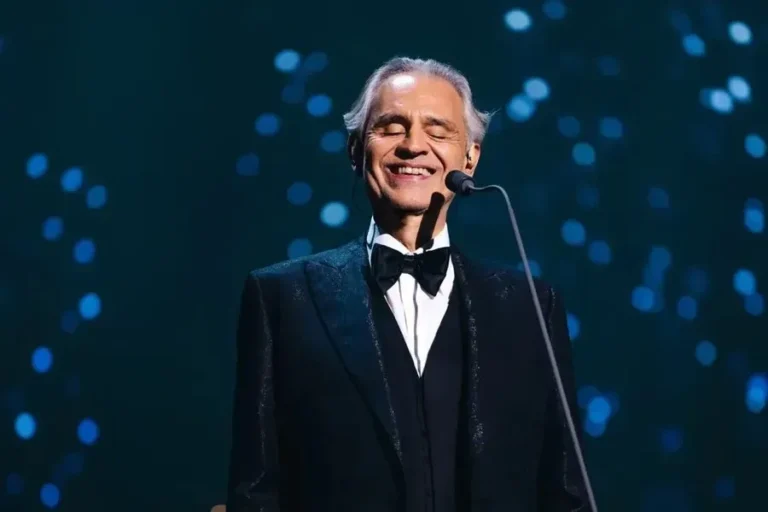 Andrea Bochelli Samarqandda konsert beradi